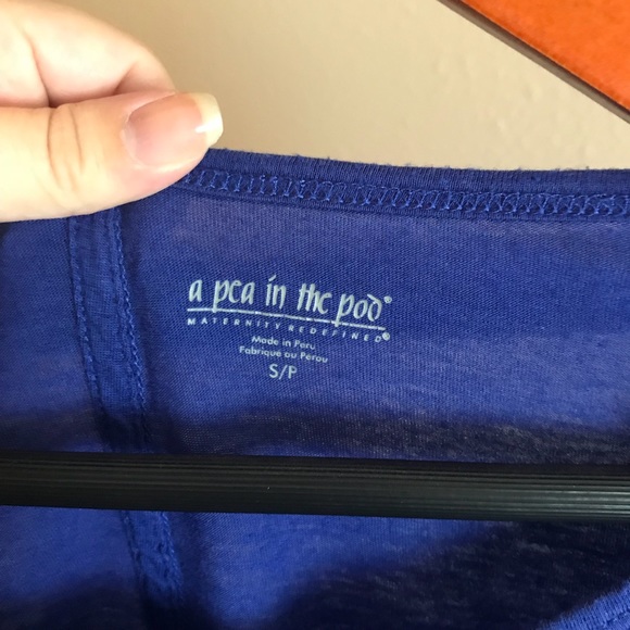 Pair of Maternity Shirts - Picture 4 of 7